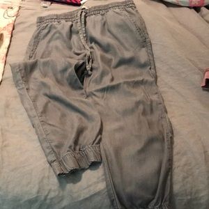Gap jogger pants